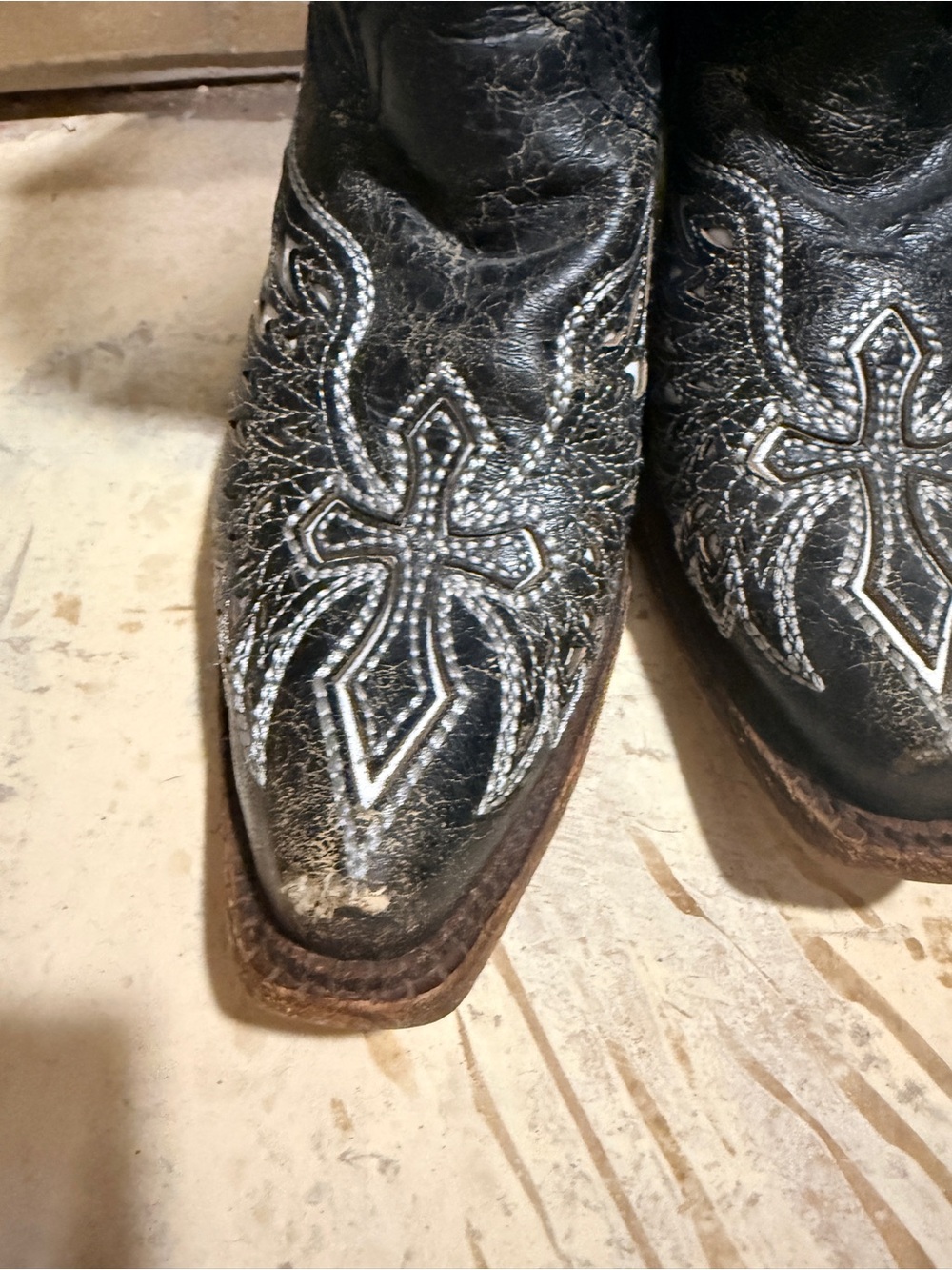 Classic Black Embroidered Western Heeled Boots - Picture 2 of 6